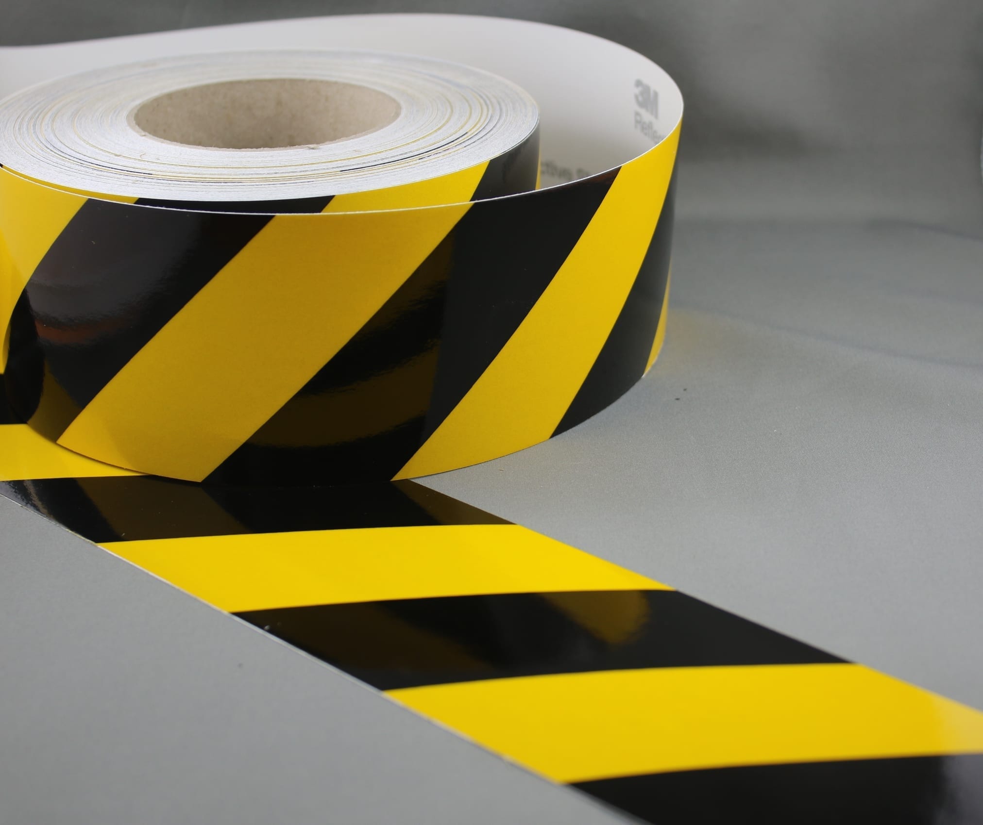 3M Yellow/Black Class 2 (3200 Series) Reflective Tape – RIGHT - Image 7