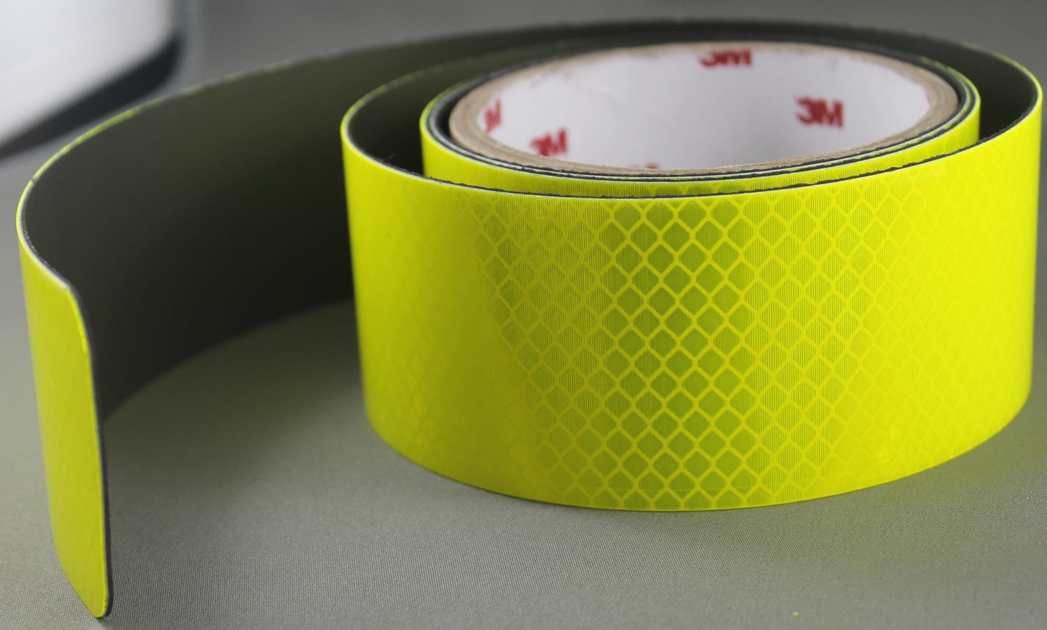 Kit To Suit Dual Cab Ute - Tray Back 3M Fluoro Yellow Green Diamond Grade Class 1 Magnetic Reflective 50mm - Image 2