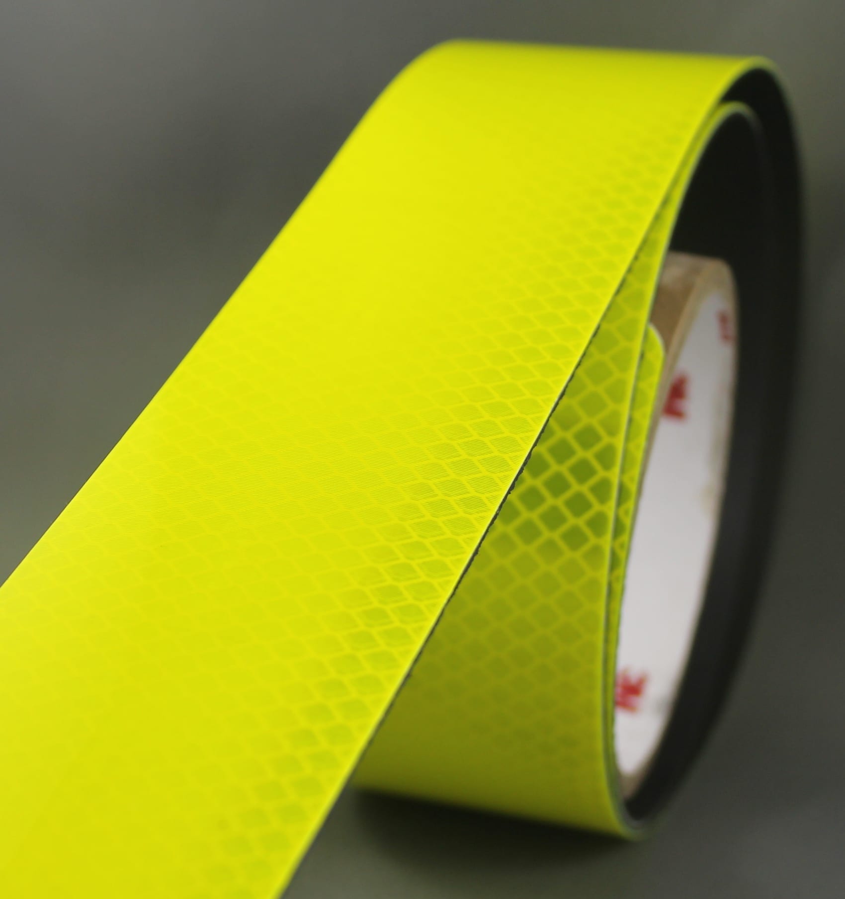 Kit To Suit Dual Cab Ute - Tray Back 3M Fluoro Yellow Green Diamond Grade Class 1 Magnetic Reflective 50mm - Image 5