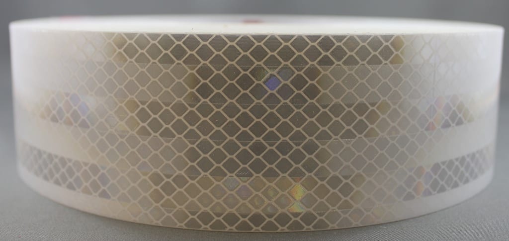 3M White (983-10) Diamond Grade Class 1 Reflective Tape - Image 2