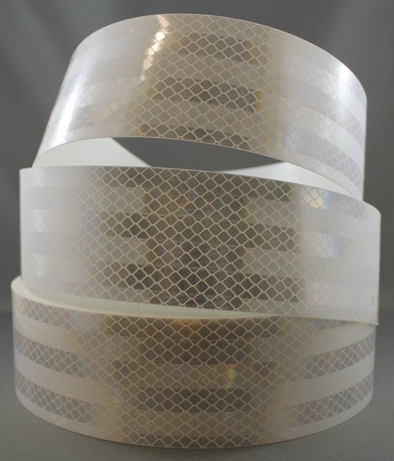 3M White (983-10) Diamond Grade Class 1 Reflective Tape - Image 3