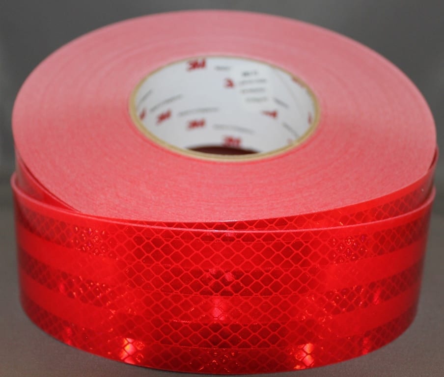 3M Red (983-72) Diamond Grade Class 1 Reflective Tape - Image 4