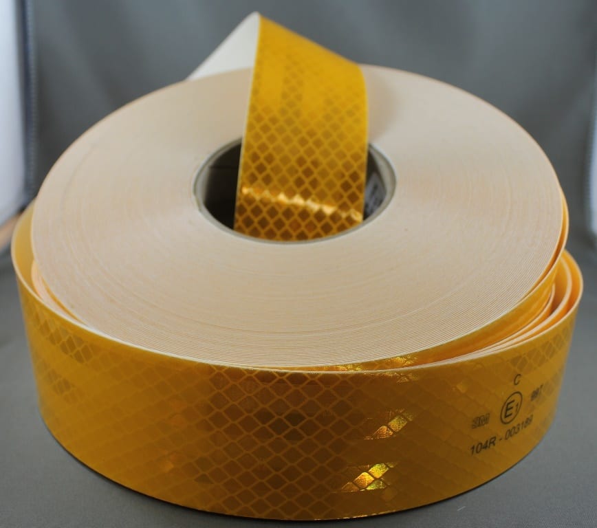 3M Yellow (997-71) Diamond Grade Class 1 Flexible Reflective Tape - Image 5