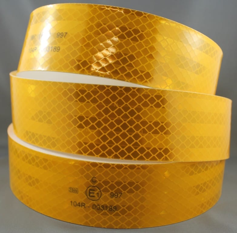 3M Yellow (997-71) Diamond Grade Class 1 Flexible Reflective Tape - Image 2