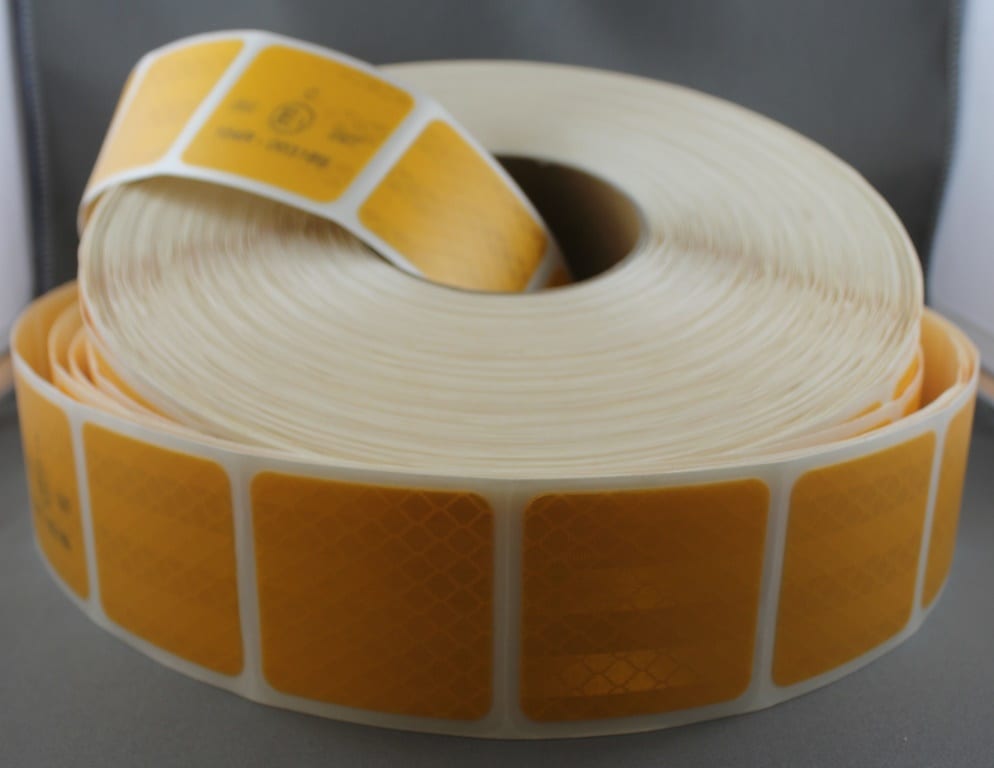 3M Yellow (997-71S) Diamond Grade Class 1 Flexible Reflective Tape Segmented - Image 7