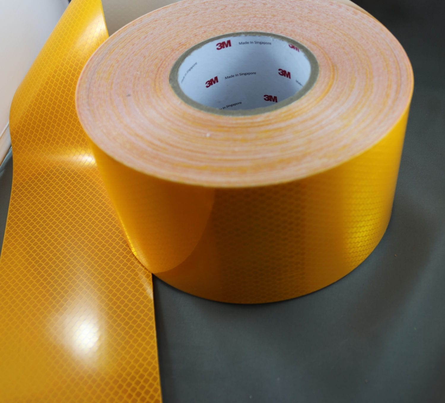 3M Yellow (4091) Diamond Grade Class 1 Reflective Tape - Image 3
