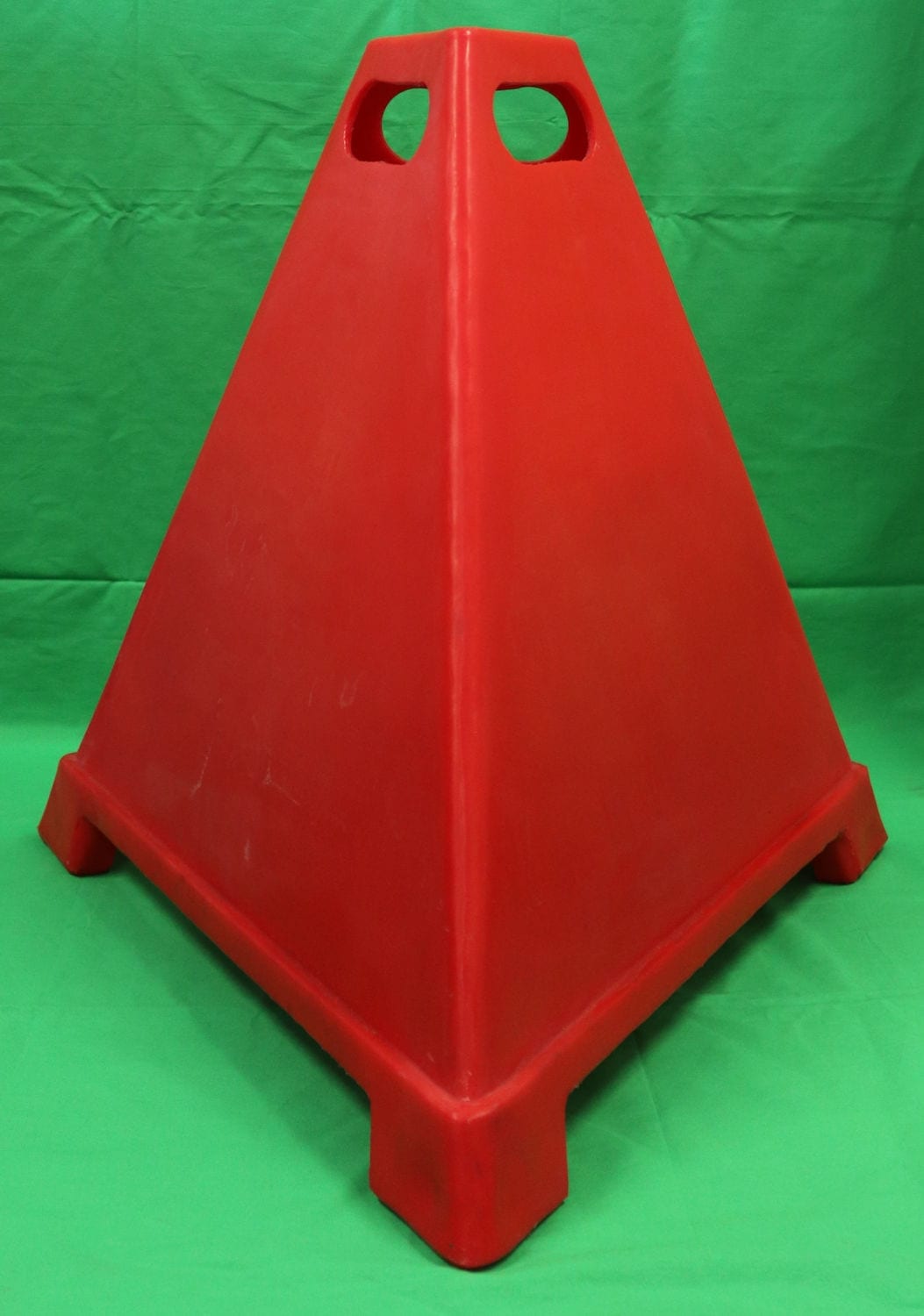 Pyramid Signs - 600mm High - Image 8