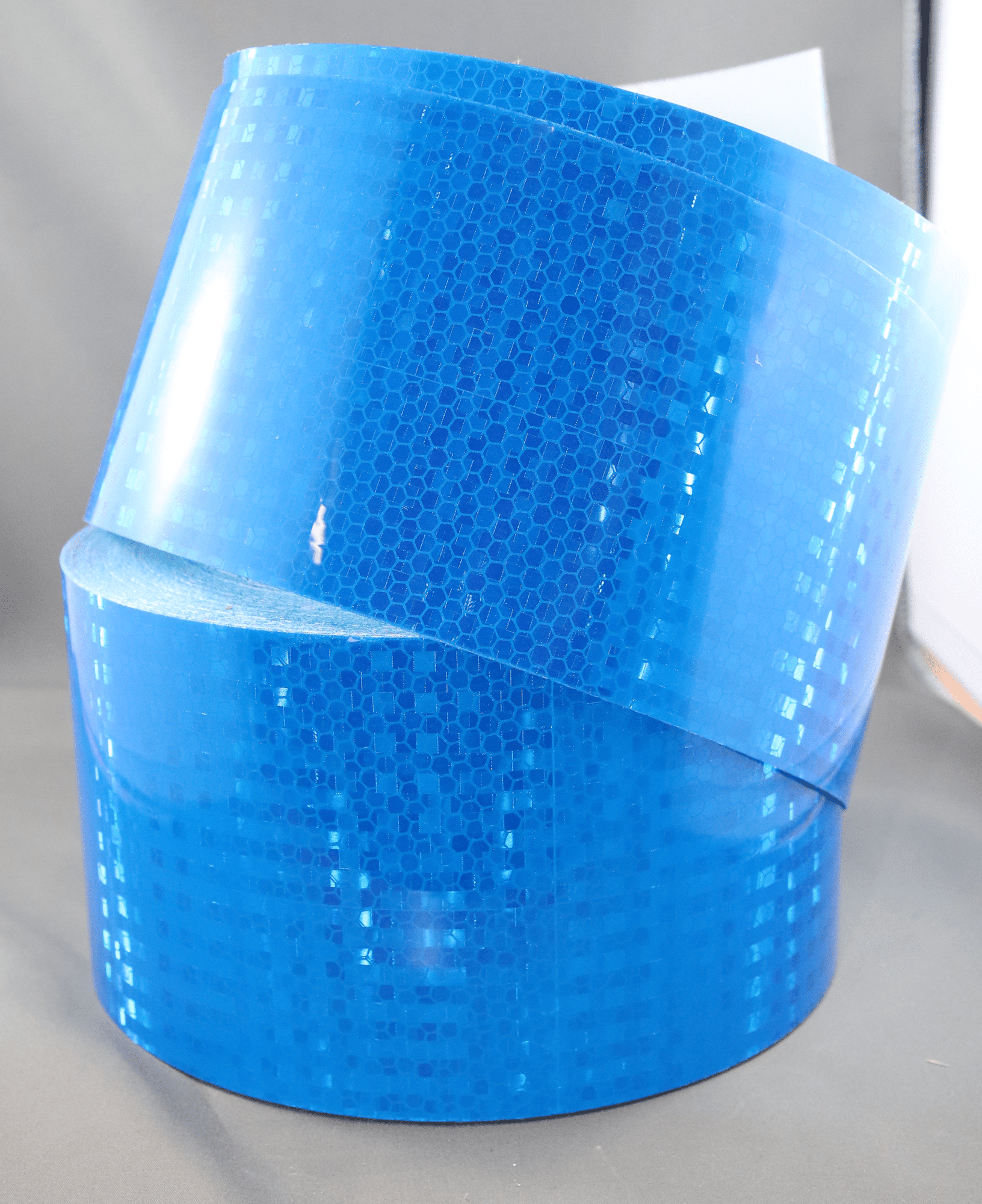 Avery Blue (T6505) Class 1 Reflective Tape - Image 3