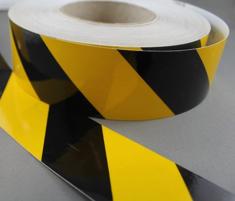 3M Yellow/Black Class 2 (3200 Series) Reflective Tape - LEFT - Image 4