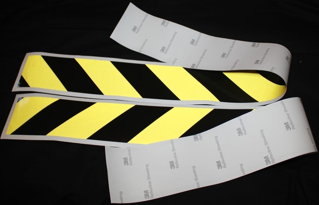 3M Class 2 Reflective Tape - Left & Right Direction 1.15m Pairs - Image 14